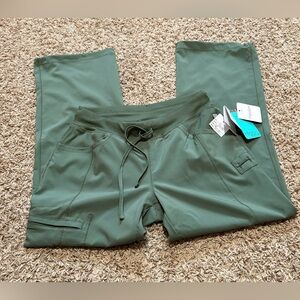 Cherokee Infinity Scrub Pants in Olive Green Womens size small petite NWT!!